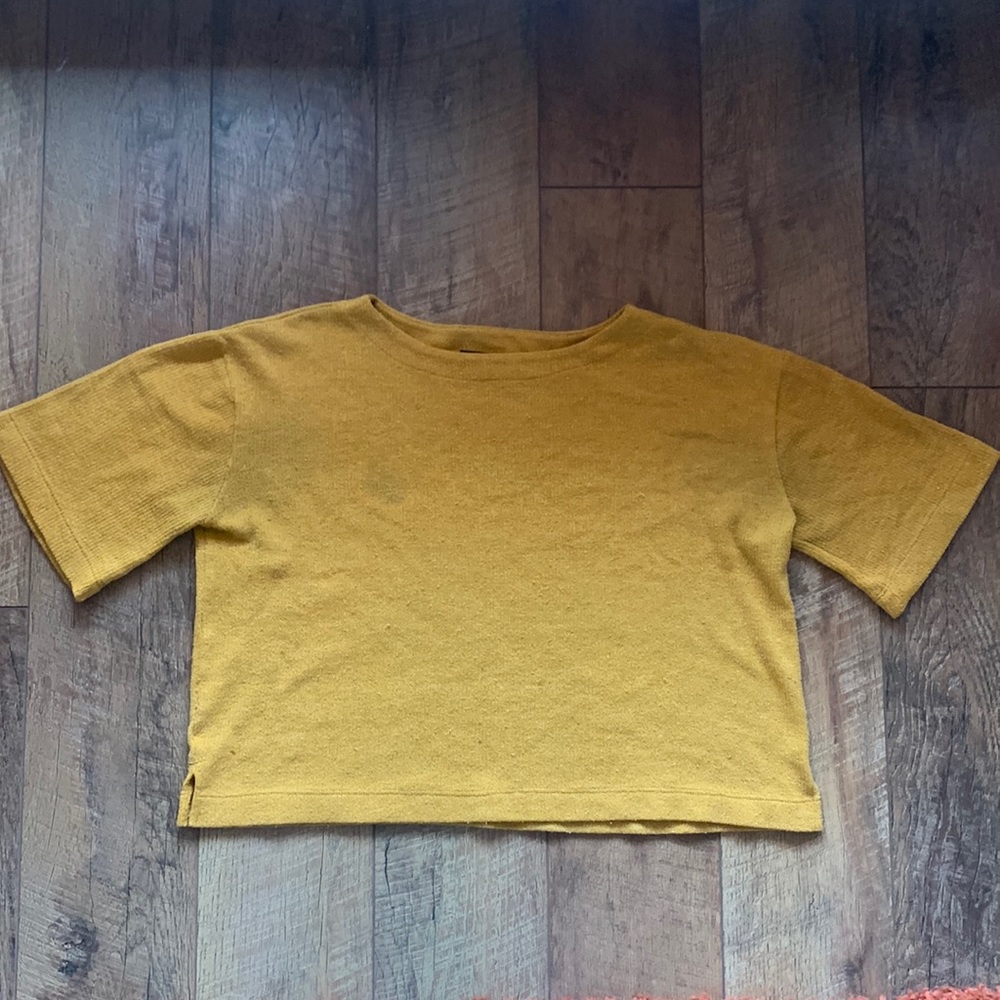Mustard Short Sleeve ribbed Sweater Shirt